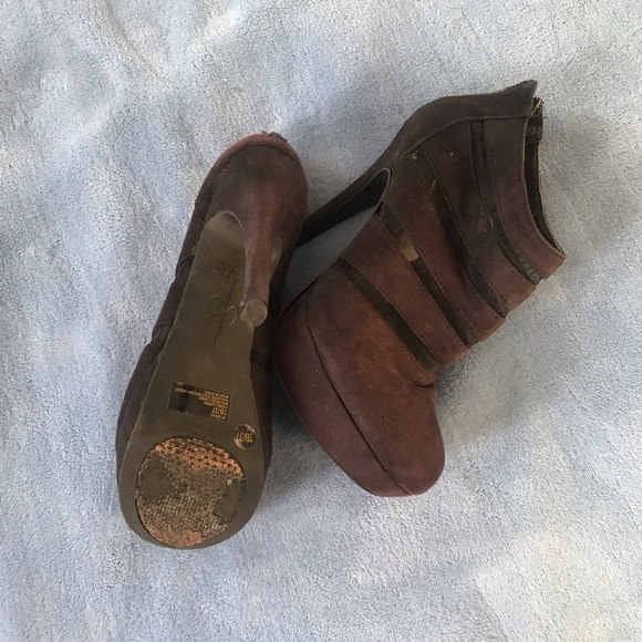 Heels - Picture 4 of 6